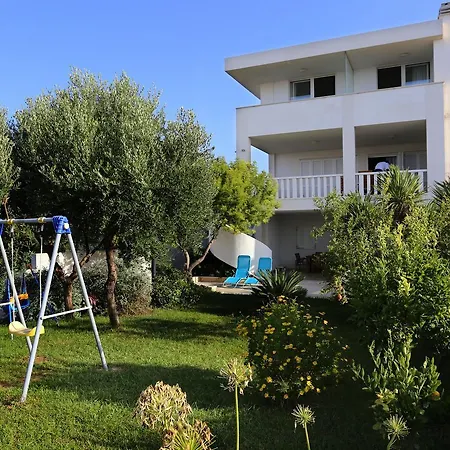 Apartment Zecevo Rtic 10333b Rogoznica (Sibenik-Knin)